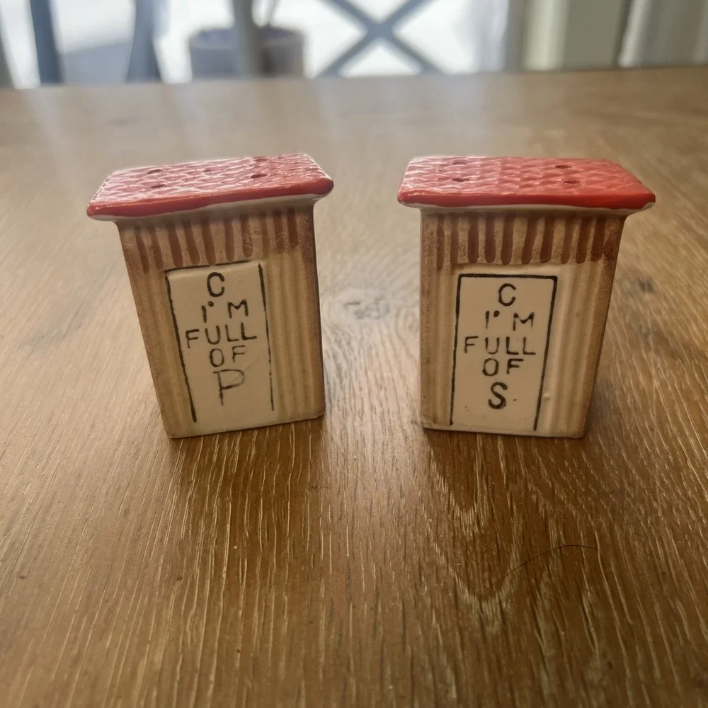 Outhouse‎ S&P Salt And Pepper Shakers 2 1/2 Inches Tall 